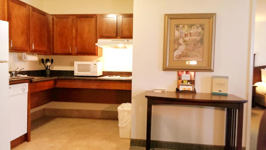 Room image 1